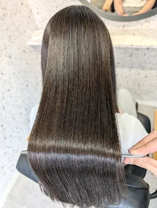 ロング パーマ mood 髪質改善 ダブルカラーのヘアスタイル