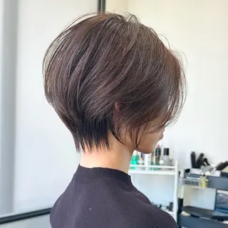ショート 透明感ワンカラー梅田 ダブルカラー/川上のヘアスタイル
