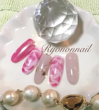 ネイル Ryononnail(リョノンネイル)所属・Ryononnail 上谷典子のネイルデザイン