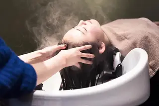 ユン チェウォン NEROのヘアスタイル