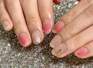 ミディアム BURGUNDY 🌹eriのネイルデザイン