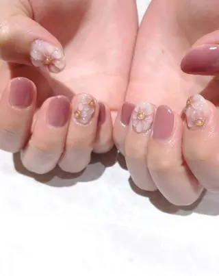 ネイル 會田 瑠衣のネイルデザイン