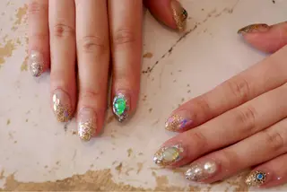 ネイル revia所属・ERI Nailistのネイルデザイン