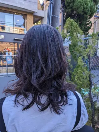 ミディアム 寺田 ゆりのヘアスタイル