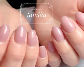 ネイル -nailroom- familiaのネイルデザイン