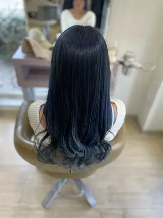 ロング カラー 工藤 彩花のヘアスタイル