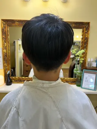 ショート メンズ キッズ Hair Design MoMO所属・MoMO北三条駅 ꕤ︎︎·͜·さとうのヘアスタイル