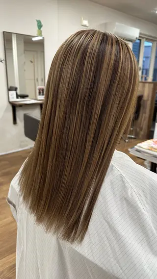 セミロング カラー トリント蘇我所属・福島 ユウタのヘアスタイル