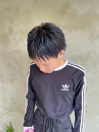 ショート カラー 山田 遥のヘアスタイル