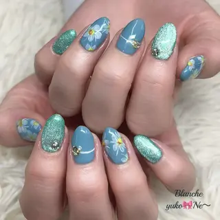 ネイル ネイルサロン　Lian所属・Lian Yulilianのネイルデザイン