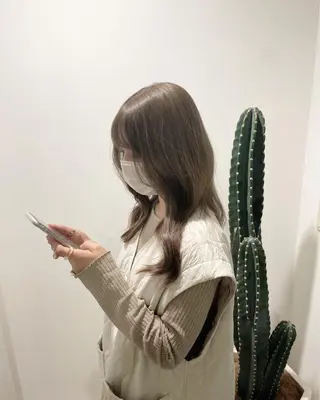 ロング カラー 透明感カラー/顔周り レイヤー/髪質改善のヘアスタイル