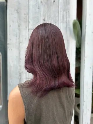 ミディアム カラー 梅原 姫🍬🐰のヘアスタイル