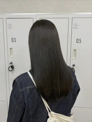 セミロング formage所属・小澤 佑之介 / 艶髪/髪質改善のヘアスタイル