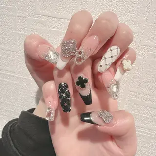 ネイル Luvia Ginza所属・Luvia Ginzaのネイルデザイン