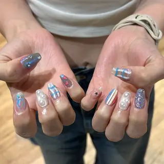 ネイル 深井 綸のネイルデザイン