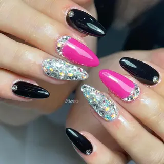 ミディアム ネイル richeri beautyのネイルデザイン