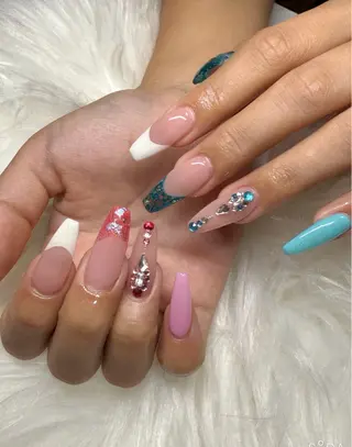 ネイル CHARME 🤎〔RINA〕のネイルデザイン