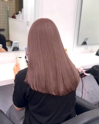 セミロング カラー ヘアアレンジ 顔まわりカット の達人のヘアスタイル