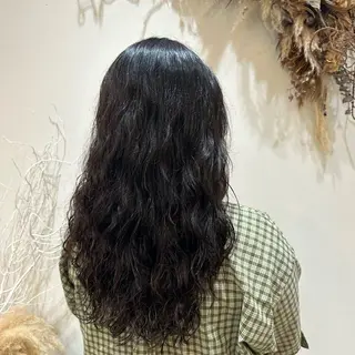 パーマ 岩本みるか/ 暖色カラー/ベージュのヘアスタイル