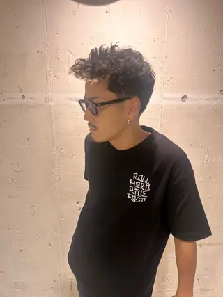 パーマ FRANK’S BARBE(E)R THE STAND.所属・飯田橋メンズカット 高橋琴音のヘアスタイル