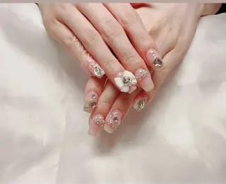 ネイル Ui_Amor (パラジェル)のネイルデザイン