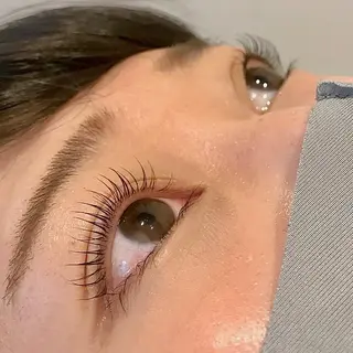 マツエク・マツパ miel大宮店所属・矢部 奈々の眉毛・アイブロウイメージ