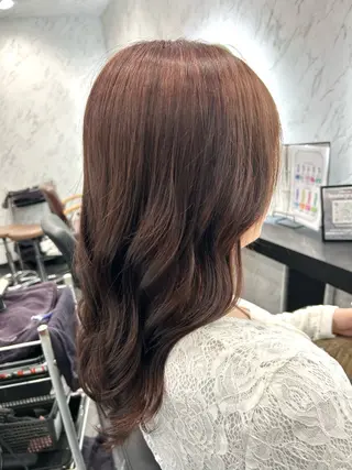 カラー 成安 雪菜のヘアスタイル