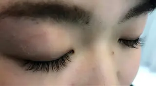 マツエク・マツパ 保子 祐里香のヘアスタイル