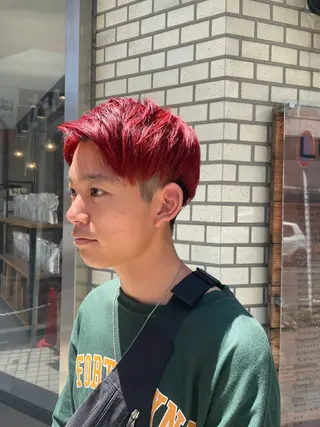 ショート メンズ 🌈デザインカラー MISAKI🐰のヘアスタイル