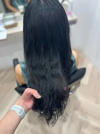 ロング カラー 🫧ぷる艶カラー🫧 Yuubi🦩のヘアスタイル