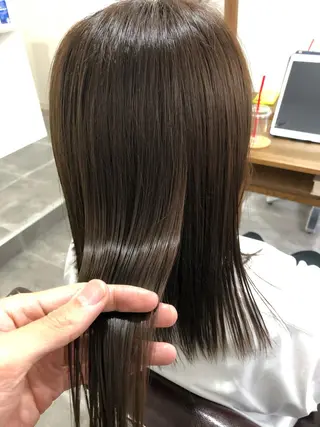セミロング トレヴァー デルチザンのヘアスタイル