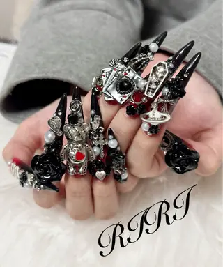 ネイル riri オーナーのネイルデザイン