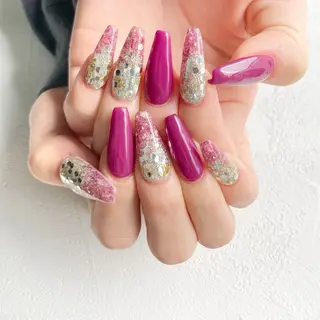 ネイル crestnail所属・小林 束紗のネイルデザイン