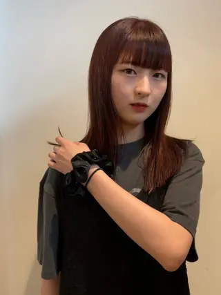 セミロング 津田 里菜のヘアスタイル