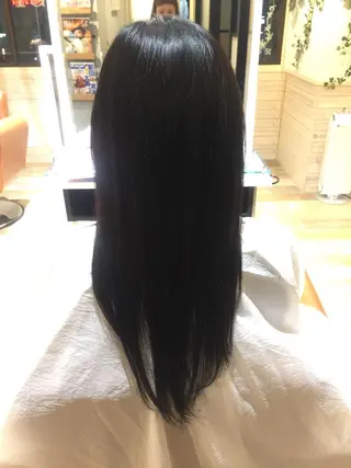 ロング 鈴木 亜実のヘアスタイル