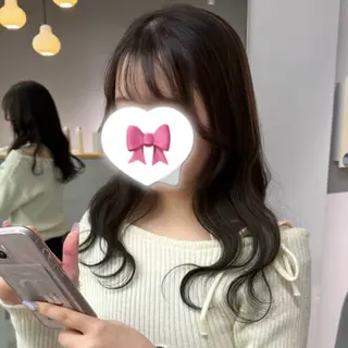 セミロング 佐藤 歩菜のヘアスタイル