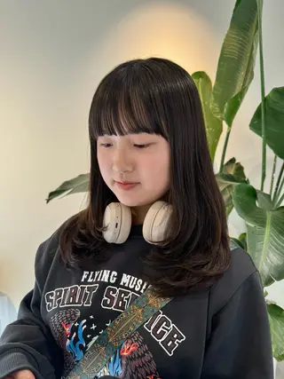 セミロング ayaka♡ 柔らかカラーのヘアスタイル