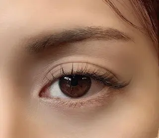 マツエク・マツパ まつげと眉毛の専門店 auliiのマツエク・マツパデザイン