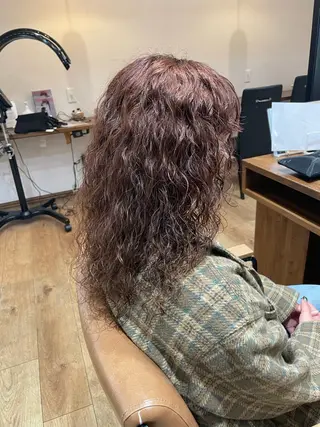 セミロング パーマ スタイリスト /YUNAのヘアスタイル