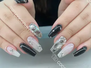 ネイル 神田 ココナッツのネイルデザイン