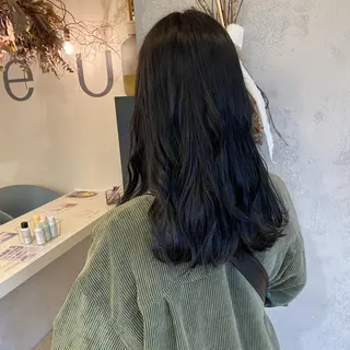 カラー 石田 菜月のヘアスタイル