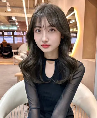 セミロング 韓国顔周りヘア 🇰🇷💐石井遥のヘアスタイル