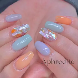 ネイル Aphrodite パラジェル認定サロンのネイルデザイン