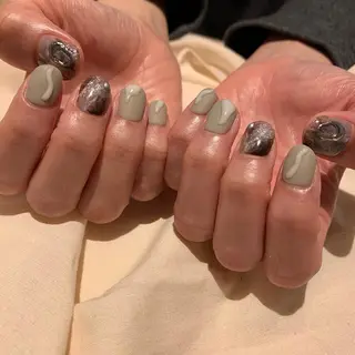 ネイル 山本 理紗子のネイルデザイン