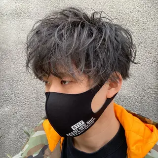 ショート パーマ メンズ 赤み消し🌿 透明感カラー🫧のヘアスタイル