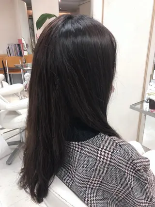ロング 阿部 美咲のヘアスタイル