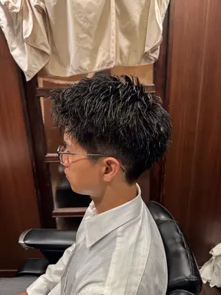 ショート パーマ メンズ HIRO GINZA barber shop 横浜店所属・ヒロ銀座　無料 フェード　細内のヘアスタイル