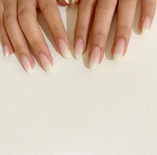 ネイル 佐藤 穂乃香のネイルデザイン