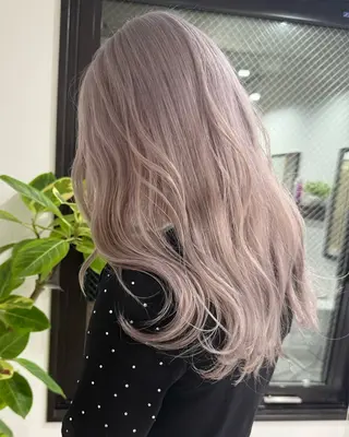 セミロング COCO/ブリーチ エクステ/ハイトーンのヘアスタイル