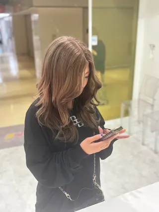 ロング カラー 大人っぽベージュ🤍 当日予約◎ヒロトのヘアスタイル